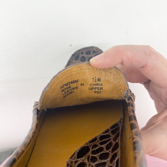 ROCKPORT Women's Brown Leather Mocassins with Crocodile Pattern Size 7.5 - Picture 7 of 8